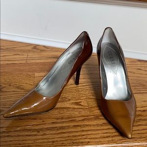 Guess | Brown Heels
